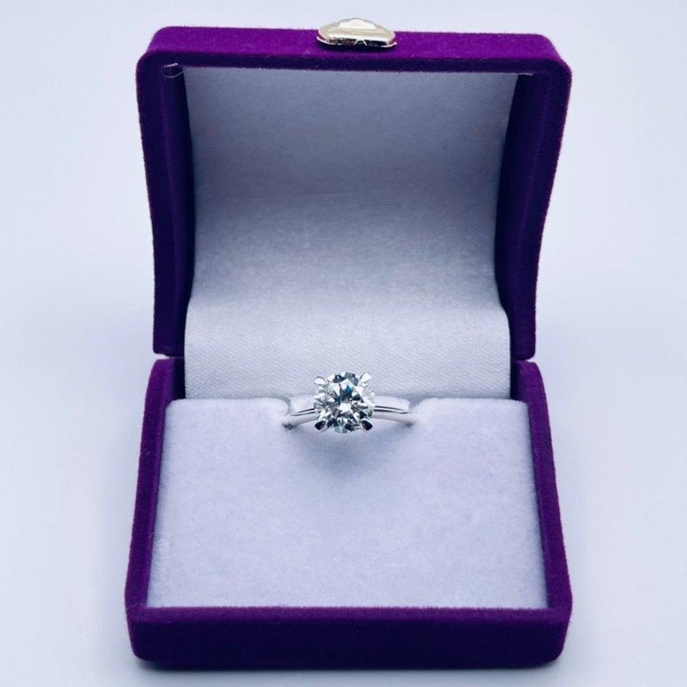 2ct D Round Cut Moissanite 4 Prong Solitaire Ring 14K Gold Plated Size 6 7 7.5 - Picture 9 of 10